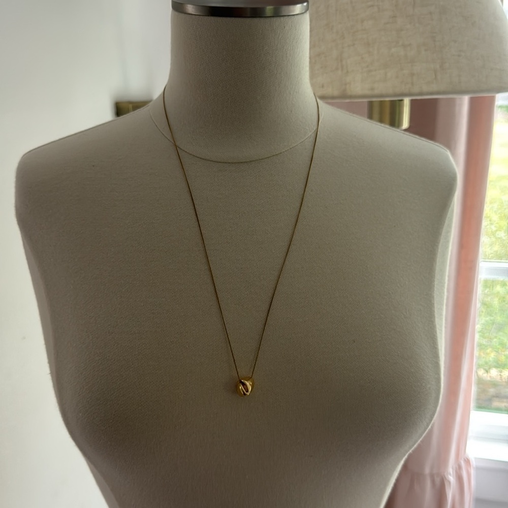 Like new - Jenny Bird Gold Pendant Necklace